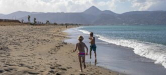 Discover the Best of Heraklion: Top 10 Family-Friendly Beaches in Crete