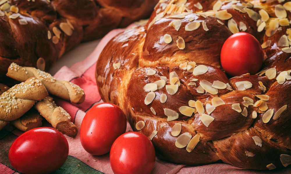 Easter Delights in Crete: 5+1 Traditional Foods and Festive Treats