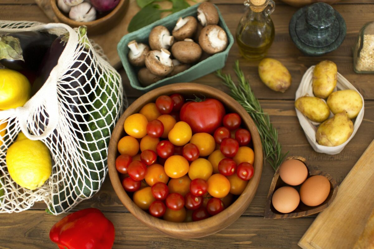 From Farm to Table: Discovering Organic Taverns and Local Markets in Crete